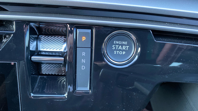 Peugeot 5008 157kW Allure 73kWh 5dr Auto Electric Estate